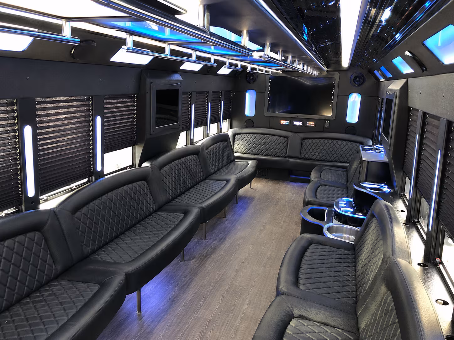 party buses to stonehedge inn andover country club and every greater lowell prom venue